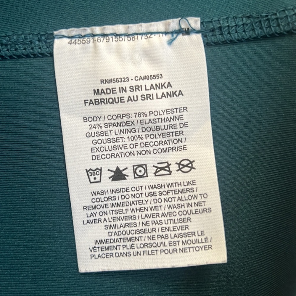 Nike Women’s Large work-out pants NWOT - Picture 4 of 4